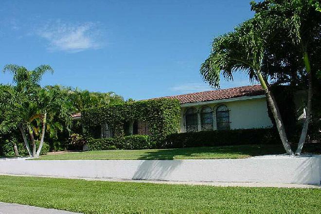 4� Zimmer Haus mit Pool Marco Island / Florida :  Frontansicht 