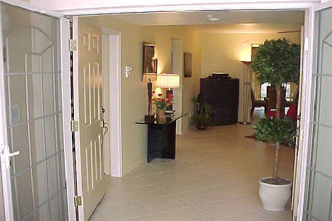 4� Zimmer Luxuswohnung Marco Island / Florida :  Wohnungseingang 